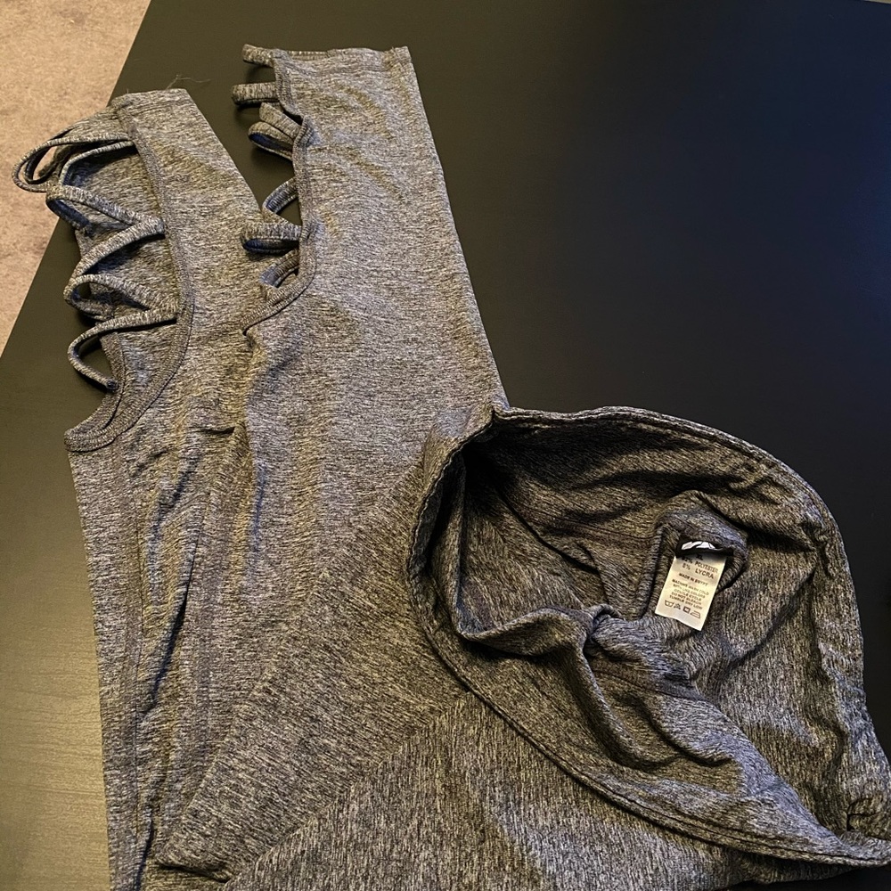 Tights, yoga pants